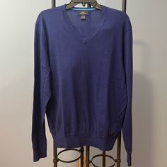 Brand New Without Tag Never Worn Brooks Brothers V-Neck Sweater -Size: Medium -70% Cotton/25% Silk/5% Cashmere -Approximate Measurements: -Armpit To Armpit: 20 1/2" -Collar To Bottom: 26 3/4" -Color: Blue -Weight: 6.9oz (Before Any Packaging) Please Ask Any Questions. All Sales Are Final. Thank You For Checking Out My Listing! Classic Blue V-neck Sweater For Work, Classic Blue V-neck Sweater, Brooks Brother, Sweater Vest Mens, Argyle Sweater Vest, Pullover Sweater Men, Blue Vests, Red Fleece, Large Sweaters