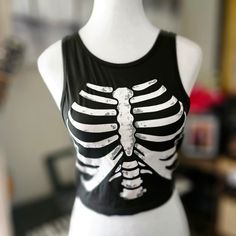 Short T-Shirt With Skeleton Print, Soft And Stretchy Fabric, Round Neck, Short Sleeves. Skeleton Shirt Cutout, Skeleton Vest, Skeleton Tank Top, Skeleton Top, Ribbed Shirt, Skeleton Print, Skeleton Shirt, Short T Shirt, Skull Shirts