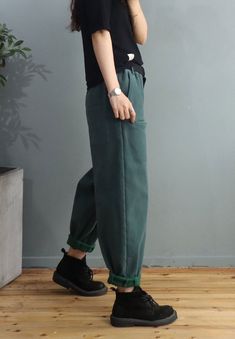 Solid Colors Fleeced Tapered Pants Womens Cotton Winter Trousers in Black Red Dark Green Brown One Size - Morimiss.com Green Relaxed Fit Bottoms For Fall, Relaxed Fit Green Bottoms For Fall, Cotton Bottoms For Everyday Winter Wear, Casual Green Cargo Pants, Green Cotton Pants For Winter, Green Relaxed Fit Straight Leg Bottoms, Green Relaxed Fit Pants For Workwear, Green Relaxed Fit Tapered Leg Jeans, Green Straight Leg Bottoms With Relaxed Fit