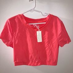 New Xs Girls Crop Top Smoothez By Aerie Sporty Solid Color Tops For Playwear, Fitted Short Sleeve T-shirt For Playwear, Pink Short Sleeve Crop Top In Athleisure Style, Summer Athleisure T-shirt For Playwear, Basic Tops For Playwear In Spring, Basic Spring Tops For Playwear, Basic Spring Playwear Tops, Sporty Pink Top For Playwear, Sporty Pink Tops For Playwear