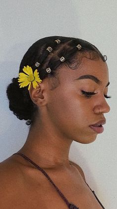 Cabello Afro Natural, Cute Natural Hairstyles, Natural Afro, Protective Hairstyles For Natural Hair, Girls Natural Hairstyles, Pinterest Hair, Peinados Fáciles Para Cabello Corto, Natural Hair Styles Easy, Penteado Cabelo Curto