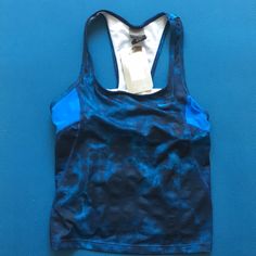 Brand New Nike Blue Workout Top, Blue Workout Tank Top, Nike Blue Sleeveless Tank Top, Nike Moisture-wicking Tank Top For Gym, Blue Moisture-wicking Tank Top For Workout, Camo Jersey, Tennis Tank Tops, Nike Sportswear Women, Nike Tank