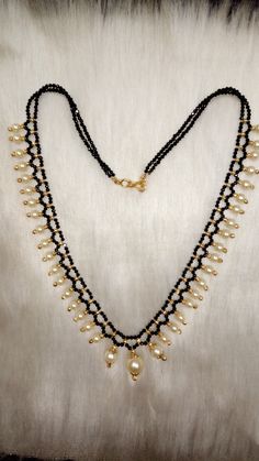 Indian Gold Necklace Designs, Kids Gold Jewelry, Beaded Jewelry Necklaces, Cz Bracelet, Black Beaded Jewelry