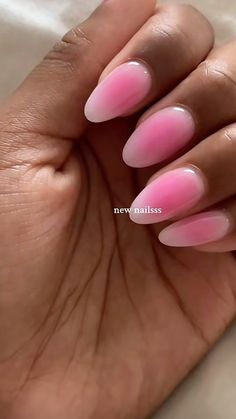 Simple Nails Pink And White, Almond Acrylic Nails Bright Colors, Nail Ideas Pink Ombre, Tip With Dip Nails, Simple Airbrush Nails, Simple Floral Nail Designs, Gel Short Nails Ideas Summer, Stockholm Nails Idea, Pink Designed Nails