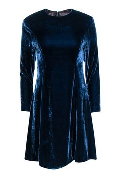 Get ready to make a statement in this Ralph Lauren teal velvet dress! Perfect for any cocktail party, this dress features long sleeves and a rich teal blue color. Dress it up with some statement jewelry and a classic pump. Show off your unique style and stand out from the crowd! Size 6 75% Rayon, 25% Silk Unlined Invisible back zipper Shoulder pad detail Long sleeves Bust 32" Waist 30" Shoulder to hem 35.5" Sleeve length 23" Blue Long Sleeve Dress For Fall Party, Blue Long Sleeve Party Dress For Fall, Elegant Long Sleeve Velvet Dress For Date Night, Blue Long Sleeve Dress For Formal Fall Occasions, Velvet Long Sleeve Evening Dress For Fall, Evening Velvet Long Sleeve Dress For Fall, Glamorous Fall Velvet Dress, Elegant Velvet Mini Dress For Holidays, Fitted Velvet Long Sleeve Dress For Formal Events