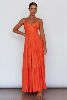 Main Attraction Cami Strap Maxi Dress Tangerine by Selfie Leslie Bright Orange Bridesmaid Dresses, Orange Dress Long, Orange Dress Summer, Wardrobe Revamp, Pictures Outfits, Orange Bridesmaid Dresses, Orange Floral Dress, Selfie Leslie, Strap Maxi Dress