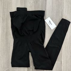 Never Worn Stretchy Enough To Grow With Growing Belly No Support Seamless Fitted Mid-rise Bottoms, Fitted Full-length Seamless Pants, High Waist Elastic Black Pants, Full Length Seamless Casual Pants, Casual Full-length Seamless Pants, Casual Full Length Seamless Pants, High Rise Fitted Seamless Bottoms, High Waisted Tight Seamless Bottoms, Elastic Full Length Black Pants