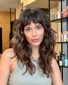 Long Shag Haircut, Medium Length Hairstyles, Hairstyles And Haircuts, Curly Hair Inspiration, Curly Hair With Bangs, Long Wavy Hair, Long Curly Hair