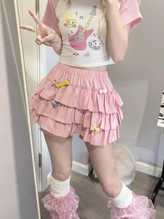 Adorable Summer Outfits, Cute Tiered Skirt For Spring, Casual Pink Tiered Skirt, High Waist Pink Ruffled Shorts, High-waisted Pink Ruffled Shorts, High Waist Pink Shorts With Ruffles, Sanrio Clothes, Kawaii Skirt, Kawaii Outfit Ideas