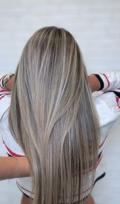 hair colour Dark Hair To Ash Blonde, Brown Hair With Ashy Blonde Balayage, Bright Dementional Blonde, Ash Blonde Hair On Brown Hair, Balayage Grey Blonde, Cool Blonde With Brown Lowlights, Icy Highlights On Brown Hair, Dark Grey Blonde Hair, Brown Hair Icy Blonde Highlights