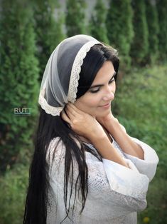 Soft Christian Mantilla With Lace Church Head Covering Orthodox Veil Catholic Veil Church Ead Wrap or Chapel Veil Mantilla for Pray - Etsy Orthodox Veil, Christian Veils, Christian Head Covering, Pattern Batik, Veil Mantilla, Tulle Headband, Catholic Veil, Ombre Blond, Blonde Bob Wig