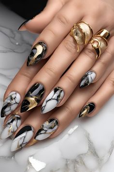 Black And White Marble Nails, White Marble Nails, Black Marble Nails, Black And White Marble, Marble Nails, Gold Marble, Gold Nails, Black Marble, Nail Inspiration