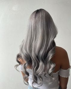 Ash Blonde With Purple, Asian Hair Balayage Ash Blonde Short, Ash Grey Ombre Hair Short, Blonde Hair Color Ideas Balayage, Pravana Ash Blonde, Medium Ash Violet Blonde, Hair Color Ideas Balayage, Ash Blonde Hair Color Ideas, Short Haircuts Fine Hair