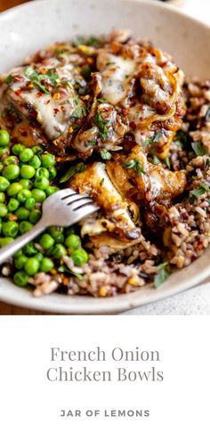 French onion chicken in a white bowl. Chicken Bowls, French Onion Chicken, Onion Chicken, Healthy Bowls, Quick Weeknight Meals, Wild Rice, French Onion Soup, French Onion, Onion Soup