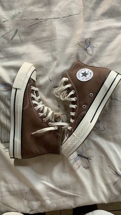 Aesthetic Converse Colors, Cute Shoes Brown, Brown Converse Aesthetic, Dark Brown Converse, Coloured Converse, Boty Converse, Aesthetic Converse