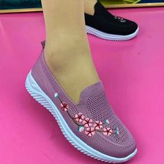 Zapatos De Mujer | Floral Women Sneakers - Kalinzy Cool Womens Sneakers, Female Footwear, Retro Looks, Mesh Heels, Folk Dance, Shoes Soft, Tap Dance, Fashion Female, Mesh Shoes