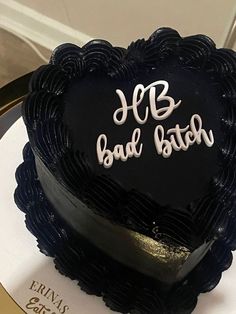 Boujee Birthday Cake, 18birthday Cake, Taurus Birthday Cake, Black Bday Cake, Dark Birthday Aesthetic, Baddie Birthday Cake, 30 Photoshoot, Alcohol Birthday Cake, Spooky Valentines