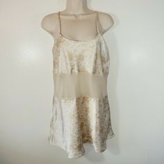 Frederique Womans Small Slip Camisole Cream Floral Nwt. Condition Is New With Tags. 100% Polyester Measurements Armpit To Armpit 17.5" Nape To Hem 19.5" Floral Color, Women's Intimates, Lace Top, Cream, Tags, Floral, Women's Top, Women Shopping, Color