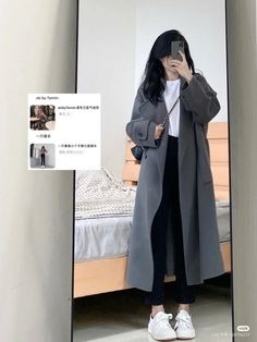 Korean Long Coat Outfit, Korean Inspired Outfits, Korean Business Casual, Coral Makeup, Korean Winter Outfits, Outfit Ideas Winter, Long Outerwear, Outfit Korean Style, Korean Outfit Street Styles