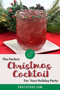 Want a fun Christmas cocktail recipe for your holiday party? A batch of these easy Naughty Elf Cocktails with run or vodka are sure to be a hit with your guests! Fun Christmas Cocktails, Summer Mixed Drinks, Drink Rum, Christmas Cocktails Easy, Easy Mixed Drinks, Cocktail Christmas, Party Drinks Alcohol, Peppermint Hot Chocolate, Christmas Mix