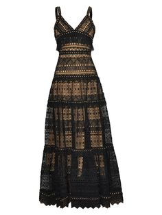 An elegant combination of polyester and lace fabrics with beautiful embellishments. It is not only perfect for any special occasion, but also perfect for any occasion. Vacation Maxi Dress, Mid Calf Dresses, Elegant Attire, Minimalist Dresses, Lace Maxi, Elegant Party, Lace Maxi Dress, High Fashion Street Style, Party Dresses For Women