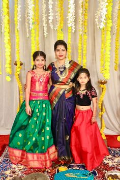 Mother Daughter Half Saree, Mother Daughter Pattu Sarees, Pattu Langa Blouse Designs For Kids, Kids Langa Voni, New Saree Blouse Designs, Kids Frocks