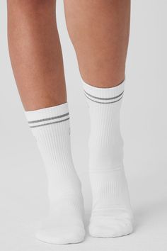 Step into your new favorite socks—they’re stretchy and sweat-wicking (for performance) and finished with a reflective Alo logo (for subtle flash in low light). Don’t miss the functional details, like ribbing at the ankles, ribbing at the midfoot and slight padding at the heels and toes for a comfortable fit. Sporty Sweat-resistant Socks For Sports, Sweat Resistant Athleisure Socks For Gym, Sweat Resistant Gym Socks Athleisure, Sweat Resistant Gym Socks In Athleisure Style, Sporty Breathable Socks For Workout, Sporty Sweat-resistant Gym Socks, Athleisure Anti-odor Socks For Gym, Breathable Athleisure Socks For Workout, Athleisure Stretch Anti-odor Socks