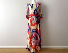 Vintage Bright maxi dress, psychedelic print chiffon women's gown, abstract flowers floor length maxi dress, gift idea for her, small Measurements: Shoulders: 15" Pit to pit - 17" Waist - 26.5" Sleeve - 18.5" Length - 58" Condition: very good condition  Please check measurements to insure a proper fit. Remember to allow yourself some extra room for movement. You can compare these with something from your closet that fits you well. Please convo me if you need additional measurements. SHIPPING * I Elegant Abstract Print Maxi Dress For Spring, Elegant Maxi Dress With Abstract Print For Spring, Elegant Spring Maxi Dress With Abstract Print, Flowy Full-length Maxi Dress For Party, Flowy Long Printed Maxi Dress, Flowy Printed Long Maxi Dress, Fitted Abstract Print Maxi Dress For Party, Elegant Fitted Maxi Dress With Abstract Print, Floral Print Floor-length Maxi Dress For Party