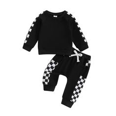 Get ready to race with your little one in style with our RACE WITH ME Outfit! Made for both baby boys and girls, this fall outfit is sporty and playful, with checkered prints and eye-catching colors. It's the perfect choice for your little one to move, play, and race comfortably and in style. Sporty Long Sleeve Playtime Sets, Summer Outfit Accessories, Ready To Race, Boy Onesie, Boys Hoodies, Girls Rompers, Dress Pant, Fall Outfit, Girls Shopping