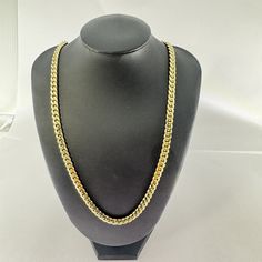 "Cubano  14k Gold Jewelry Chain Necklace - 14k Solid Yellow Gold - MD91 Defining Cuban Chains A kind of necklace known as a \"Cuban chain\" or \"Cuban link chain\" is distinguished by its substantial, interlocking oval links. The links are closely set, creating a continuous, sleek chain with a rope-like pattern. Cuban chains are often used as a statement item because of their striking look. Condition: Good pre-owned. Shows signs of wear on the band as pictured (these are very close-up photos). M Cuban Link Chain, Cuban Chain, Close Up Photos, Vintage Store, Chains Jewelry, Chains Necklace, Gold Jewelry, Necklace Lengths, Chain Necklace