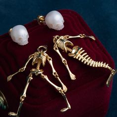 Skull Pearl, Sliver Earrings, Gothic Earrings, Snake Jewelry, Vintage Jewelry Necklace, Pearl Jewelry Sets, Snake Earrings, Earring Gift