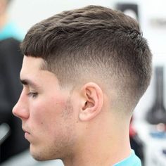 Low Taper Fade with Crew Cut and Short Fringe Taper Haircut, Low Taper Fade Haircut, Fade Haircut Styles, Short Fade Haircut, Trendy Mens Haircuts, Tapered Haircut