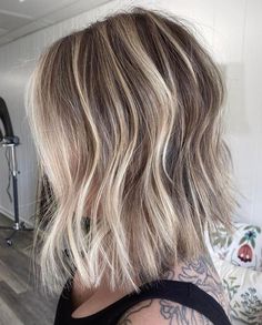 Fine Hair Blonde Balayage Hairstyle Full Highlights Short Hair, Blonde Dimensional Hair, Hair Color Ideas For 2023, Short Light Brown Hair, Balayage Hair Ideas, Balayage Lob, Platinum Blonde Balayage, Blonde Balayage Hair, Balayage Hairstyle