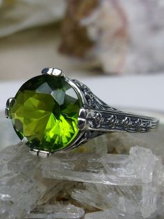 Green Peridot Flower Ring, Round Gem, Vintage Style Jewelry Heirlooms Jewelry, Vintage Style Jewellery, Peridot Ring, Sterling Silver Filigree, Antique Inspiration, Green Peridot, Antique Design, Engraved Items, Silver Filigree