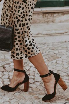 Topline Stacked Heels High Heels Outfit, Stacked Heel Sandal, Block Sandals, Sandals Flats, Pretty Shoes, Trendy Fashion Women, Womens Fashion Trends, Stacked Heel, Latest Fashion For Women