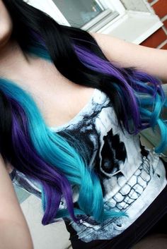 this multi colerd hair will blow peoples minds Colerd Hair, Scene Girl, Snakebites, Heart Hair, Scene Hair, Hair Blog, Dye My Hair, Rainbow Hair, Summer Hair