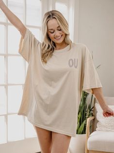 Show your unique style with this oversized show-stopper. The details: 100% Cotton Oversized Fit One Size Fits Most Officially Licensed Front/Back Design Ou Sooners, Hat Print, Womens Glasses, Back Design, Band Tees, Clothes Gift, Oversized Fits, Jumpsuit Dress, Unique Style