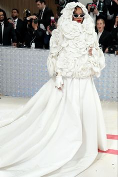 Rihanna 2023, Rihanna Fashion, Gala Outfits, Met Gala Dresses, Rihanna Looks