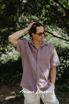 Our men's oversized linen shirt MAGNUS is the perfect item for your minimalist, aesthetic and even boho style. The men's linen shirt can be matched with pants or shorts. You can wear it as a wedding guest outfit, as a beach outfit or casual outfit. Our eco-friendly and sustainable men's fashion is made from luxurious 100% linen. Add our linen shirt to your capsule wardrobe collection today and enjoy free shipping on orders over $100! Linen Menswear, Lavender Linen, Oversized Linen Shirt, Dusty Lavender, Linen Fashion, Linen Tee, Linen Shirt Men, Aesthetic Look, Organic Linens