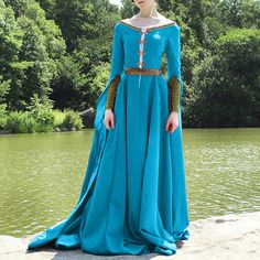 Vintage Cotton Dress, Vintage Dresses Online, Old Fashion Dresses, Fantasy Dresses, Fantasy Gowns, Medieval Clothing, Medieval Dress, Medieval Fashion