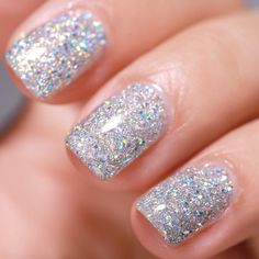 FZANEST Gel Nail Polish Glitter UV Gel Soak Off Nail Gel Polish Sparkle Color Manicure Pedicure (Diamond Silver) Glitter Nail Paint, Color Manicure, Glitter Gradient Nails, Nail Polish Glitter, Nail Design Glitter, Fancy Nail Art, Silver Glitter Nails, Gel Polish Manicure, Glitter Gel Polish