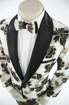 This jacket's standout color and vintage design accented by shawl lapels and finely detailed floral embroidery create a luxurious, sophisticated look that pairs well with flashier prom or wedding outfits. Stretch Blend Fabric Slim-Fit Shawl Lapel Single-Breasted White Dinner Jacket, Embroidery Fashion Detail, White Dinner, Gq Style, Dinner Jacket, Embroidery Suits, Wedding Outfits, Embroidery Fashion, Paisley Pattern