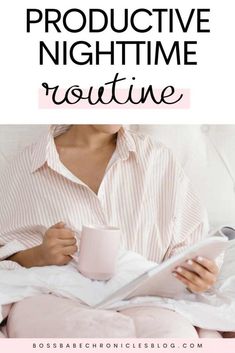 Having a structured night routine can help you get to your goals quicker. Gone are the days when you waste your day away- try these nighttime routine ideas to get to where you want faster! Night Habits, Productive Night Routine, Night Routine Ideas, Girl Boss Book, Motivational Podcasts, Routine Ideas, Turn Your Life Around, Nighttime Routine, Personal Growth Plan