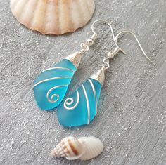 "Aloha! These design shows my love for this beautiful island of Hawaii. This item will be made to order and shipped directly from Hawaii. This is sea glass earrings with silver hooks. This handmade in Hawaii jewelry gift is from cultured sea glass that are specially formed into its shape for jewelry making. Each comes with a gift box with \"handmade by yinahawaii\" stamp and a ribbon wrapped as shown in the 2nd photo, ready to give as gift. I also offer Free gift messaging with the order. Please Chip Bead Jewelry, Blue Sea Glass Necklace, Hawaii Jewelry, December Birthstone Jewelry, Earrings Beach, Hawaiian Jewelry, March Birthstone Jewelry, Aquamarine Earrings, Earrings Wire