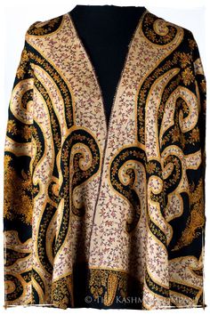 One-of-a-Kind Shawl in the world The sophisticated pattern of the Mona Lisa Deux Shawl is a “Mesmerizing Work of Fashion Art”. Cut and woven together from two separate cashmere shawls, it boasts a stunning curlicue and star paisley pattern worthy of a brilliant night out. Whether you indulge in the charming beauty of this cashmere pashmina shawl for yourself or receive it as a gift, you won't be able to resist smiling like the mysterious Mona Lisa herself each time you feel the soft whisper of c Luxury Woven Motifs Shawl, Luxury Black Traditional Pashmina Shawl, Hand Dyed Shawl, The Mona Lisa, Art Cut, Cashmere Pashmina, Cashmere Shawl, Pashmina Shawl, Beautiful Embroidery