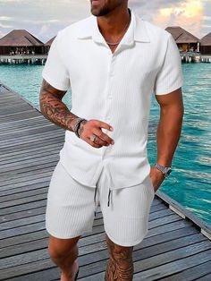 Blanco Casual Collar   Liso  Embellished No-Elástico Mens Beach Style, Striped Pant, New Mens Fashion, Streetwear Summer, Men Beach, Co Ords, Beach Shorts, Y2k Streetwear, Pant Shirt