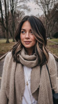 45 Stunning Medium Length Brunette Balayage Ideas to Elevate Your Look Medium Length Brunette Balayage, Medium Length Brunette, Dark Brunette Balayage, Subtle Blonde, Balayage Ideas, Subtle Blonde Highlights, Black Hair Balayage, Peekaboo Hair, Fall Activity