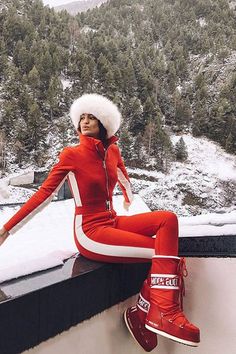 Winter Ski Fashion, Mode Au Ski, Womens Ski Outfits, Ski Outfit For Women, Ski Trip Outfit, Ski Party