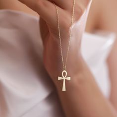 Meet our elegant 14K Gold Cross Necklace, the perfect blend of elegance and spirituality. Crafted with meticulous attention to detail, this gold cross necklace is a symbol of your faith and style, adding a touch of divine elegance to your outfit. PRODUCT ∙ FEATURES * Material: Authentic 14K solid gold * Color Options: Choose from Yellow Gold, Rose Gold or White Gold * Chain Length Options: Choose your preferred length - 14", 16", 18" or 20" * Dimensions: Pendant Lamp Height: 0.84 inch Pendant Wi Elegant Gold Cross Necklace With Clavicle Chain, 14k Gold Spiritual Cross Pendant Necklace, Spiritual 14k Gold Cross Pendant Necklace, 14k Gold Cross Necklace For Spiritual Wear, Elegant Gold Cross Pendant Necklace, Elegant Gold Tarnish-resistant Cross Necklace, Elegant Gold Cross Necklace For Gift, Spiritual Cross Necklace In Yellow Gold, Elegant Gold Plated Cross Pendant Necklace