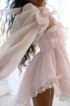 Cute Frilly Dresses, Pink Girly Things Princesses, Inking Reference, Dolly Aesthetic, Belle Aesthetic, Asthetic Pics, Sleeping Beauty Costume, Soft Cake, Silk Dressing Gown